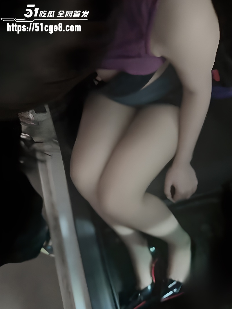 海角大神新婚骚弟媳 3
